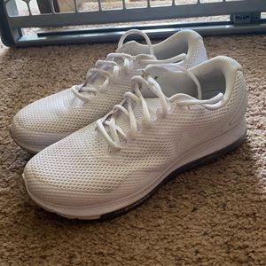 Nike Zoom All Out Low 2